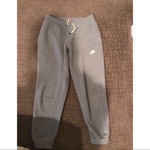 Nike joggers